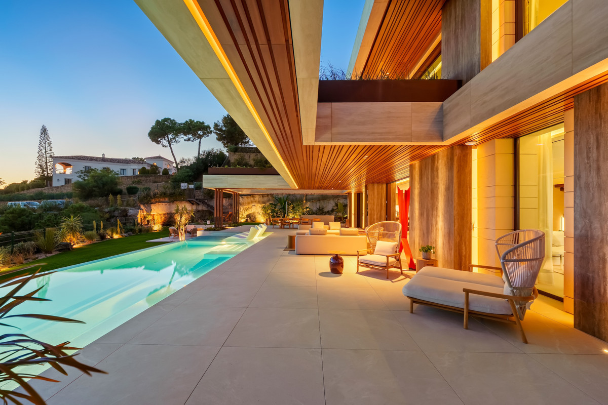 5 Bedroom Villa for Sale in Benahavís — 4