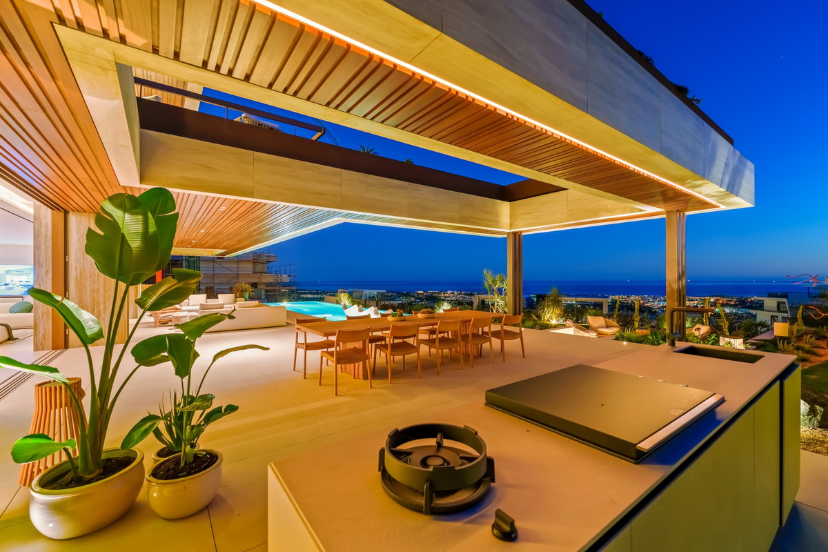 5 Bedroom Villa for Sale in Benahavís — 6