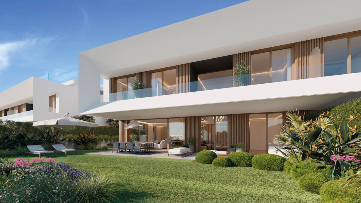 4 Bedroom Townhouse for Sale in El Paraiso — 4