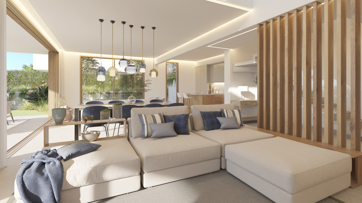 4 Bedroom Townhouse for Sale in El Paraiso — 5