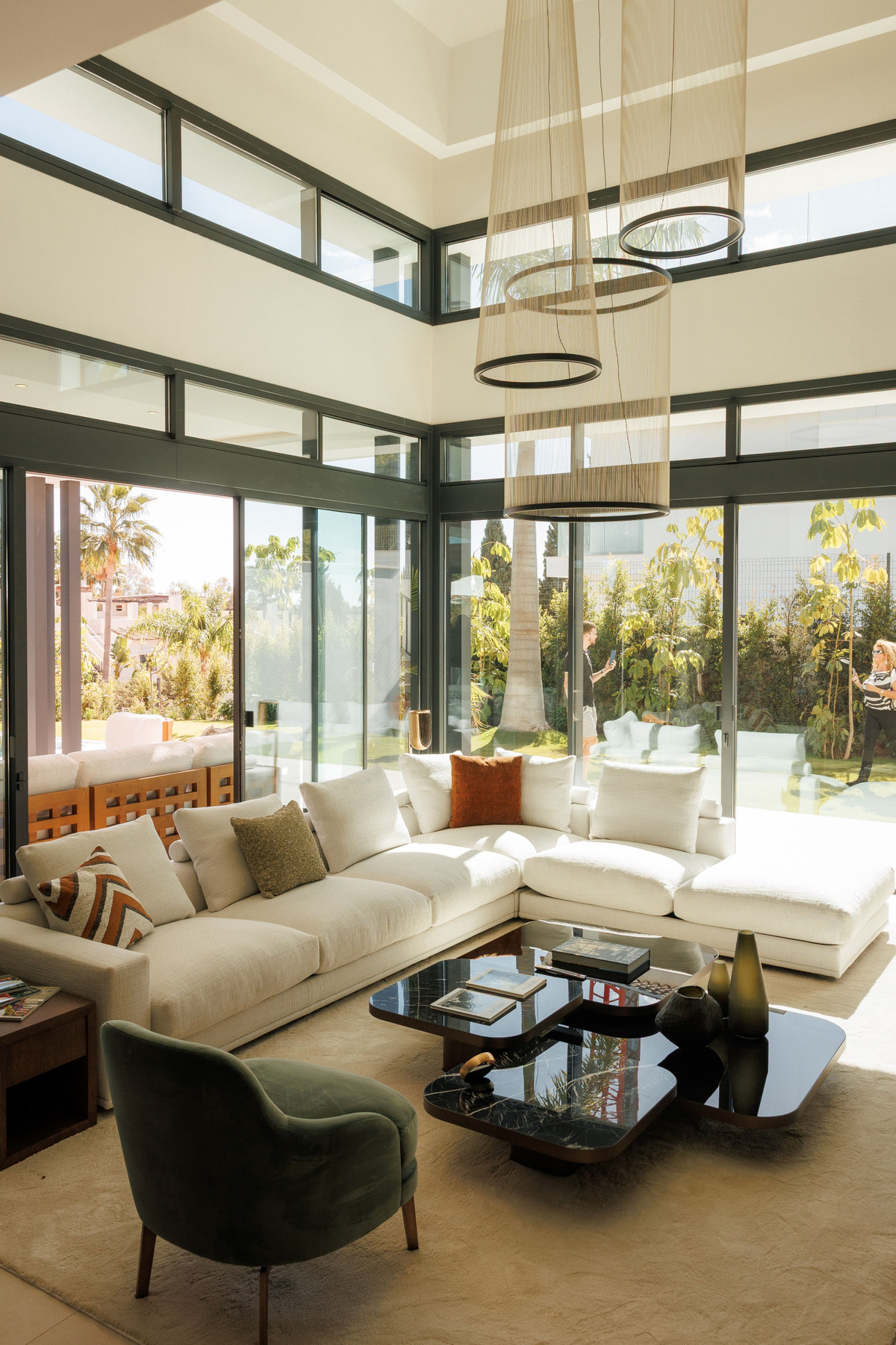 4 Bedroom Villa for Sale in Marbella — 7