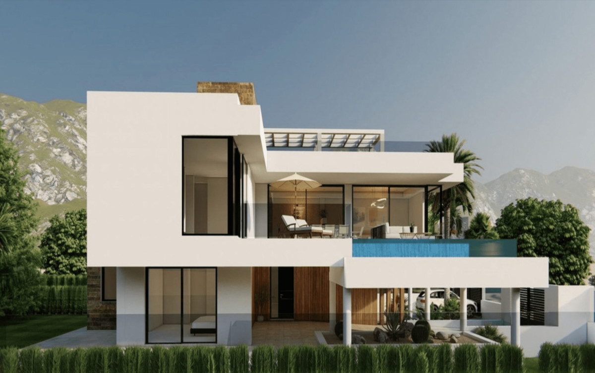 6 Bedroom Villa for Sale in Marbella — 2