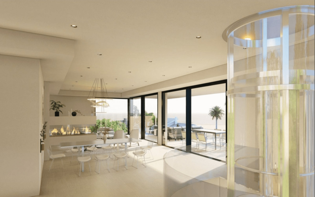 6 Bedroom Villa for Sale in Marbella — 3