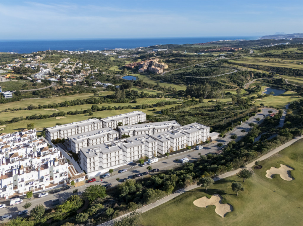 2 Bedroom Apartment for Sale in Estepona — 9