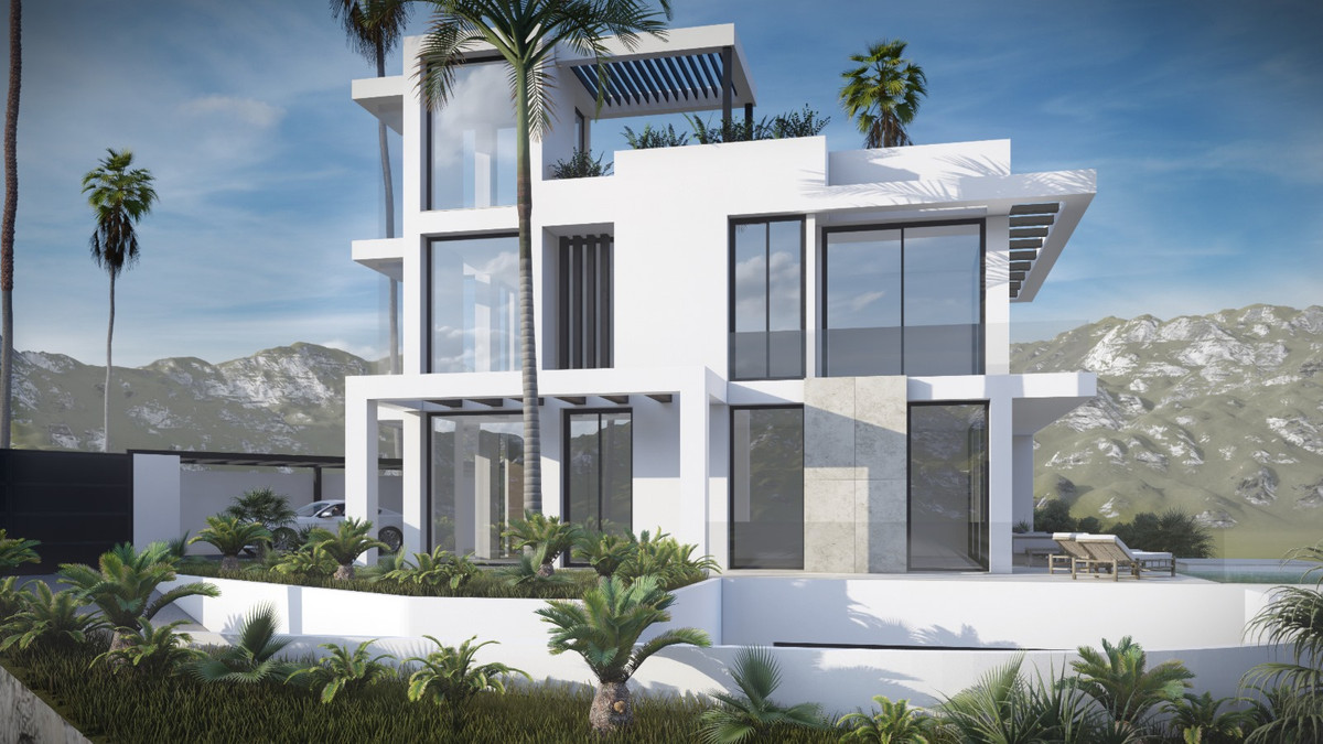 5 Bedroom Villa for Sale in Estepona — 3