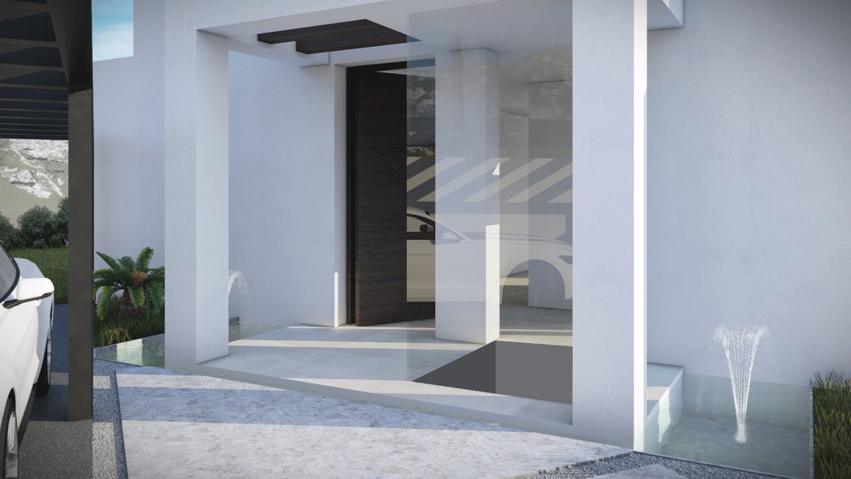 5 Bedroom Villa for Sale in Estepona — 4