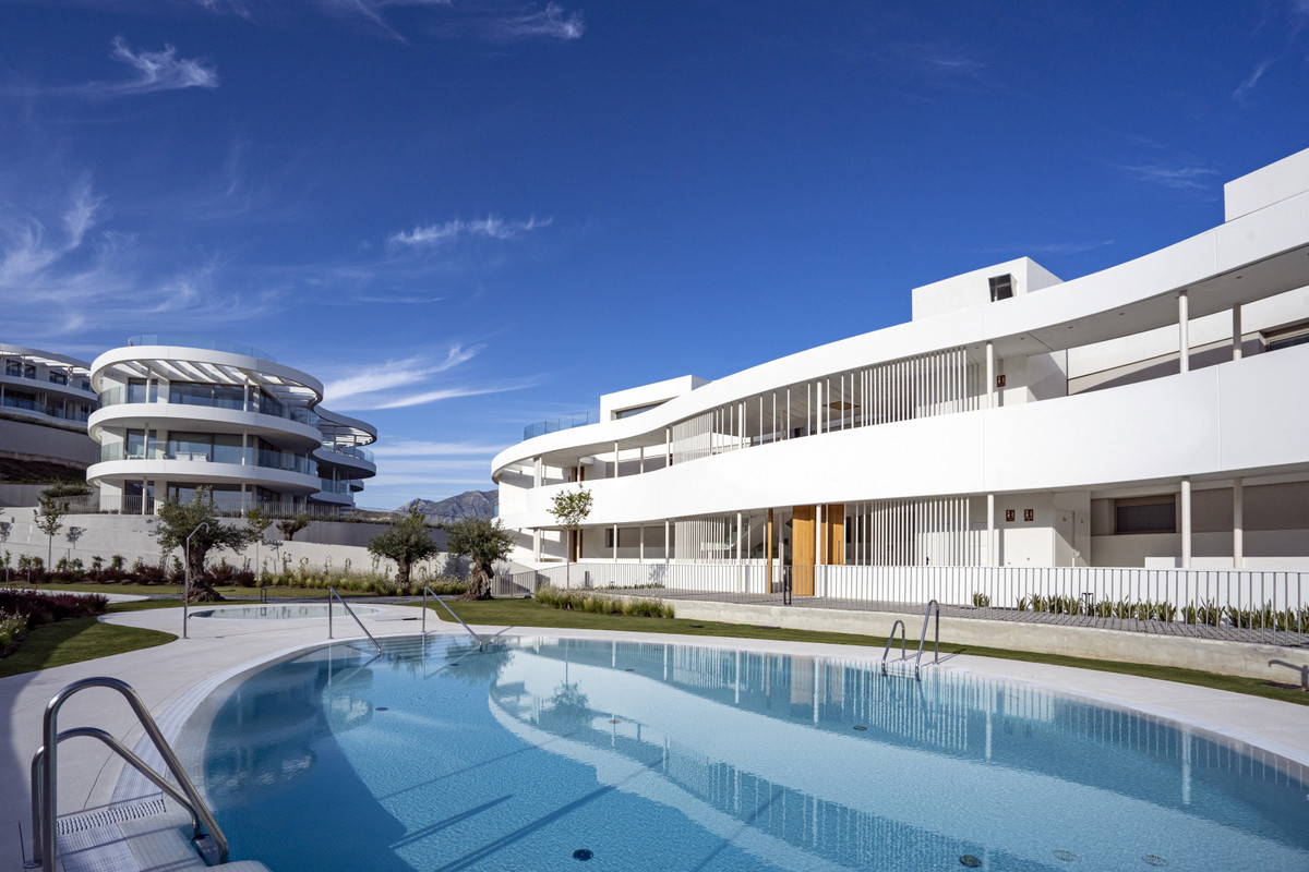 3 Bedroom Apartment for Sale in Marbella — 8