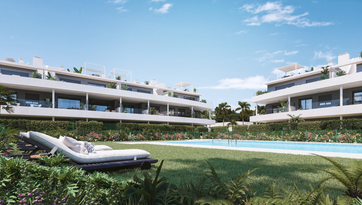 3 Bedroom Apartment for Sale in Estepona