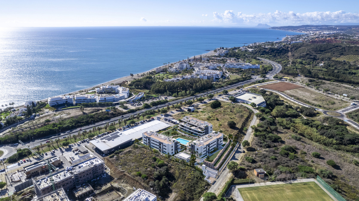3 Bedroom Apartment for Sale in Estepona — view 10