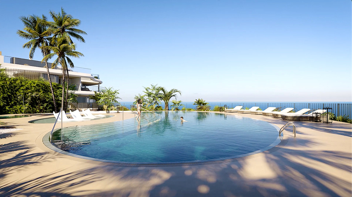 2 Bedroom Apartment for Sale in Benahavís — 5