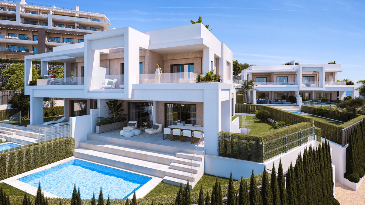 3 Bedroom Townhouse for Sale in Estepona