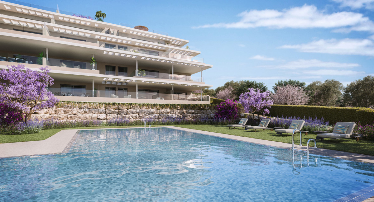 2 Bedroom Apartment for Sale in Estepona