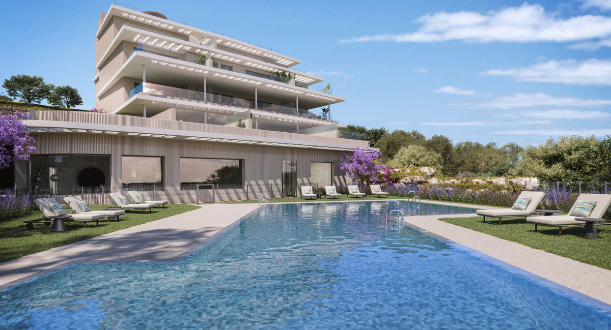 2 Bedroom Apartment for Sale in Estepona — 2