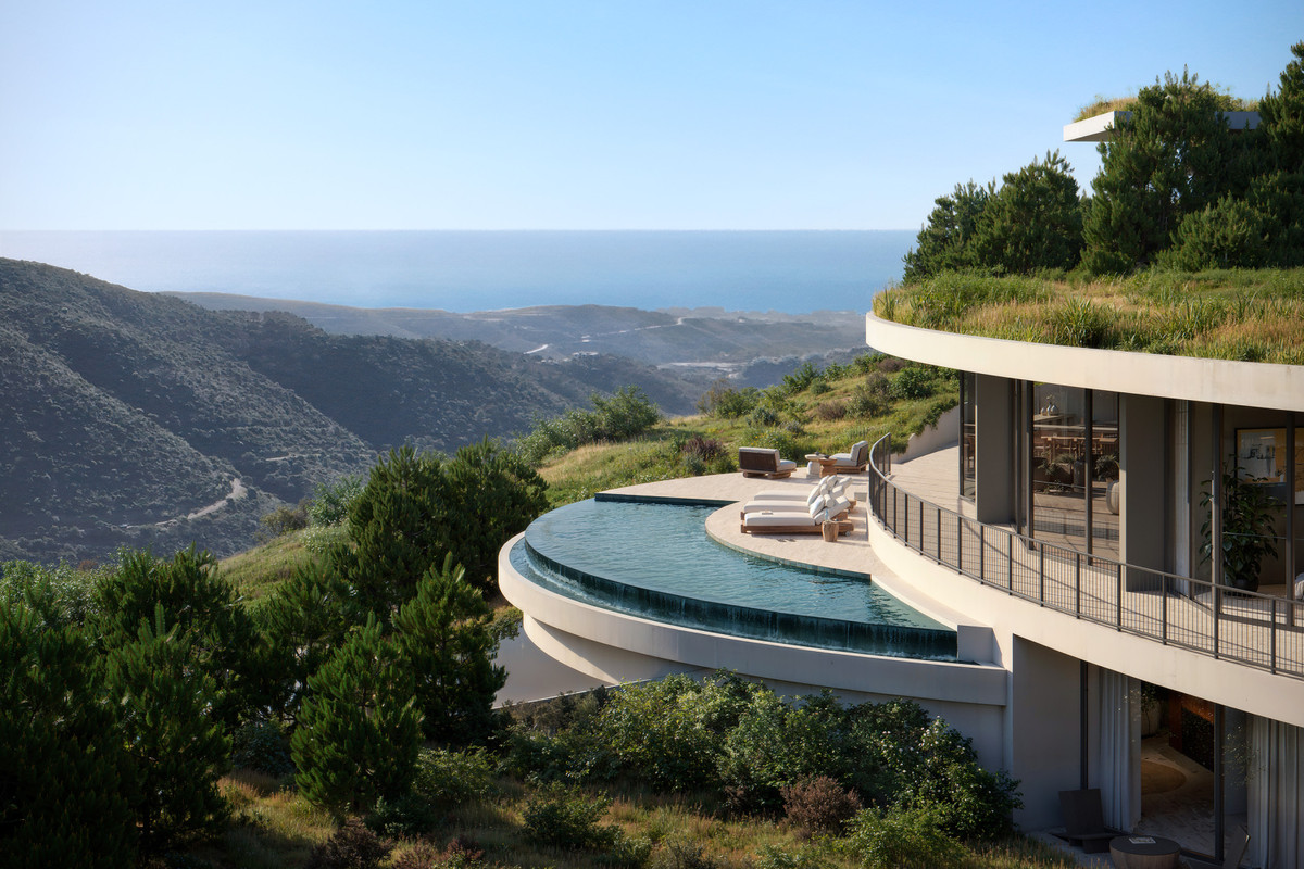 5 Bedroom Villa for Sale in Benahavís — 2