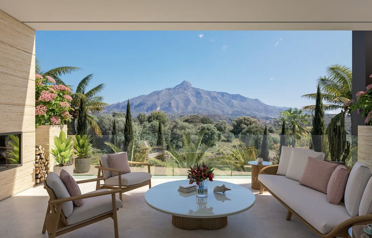 2 Bedroom Apartment for Sale in Marbella — 2