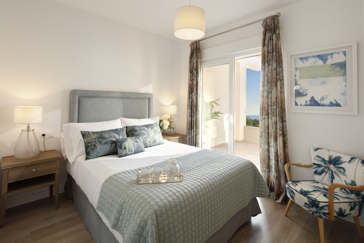 2 Bedroom Apartment for Sale in Marbella — view 10