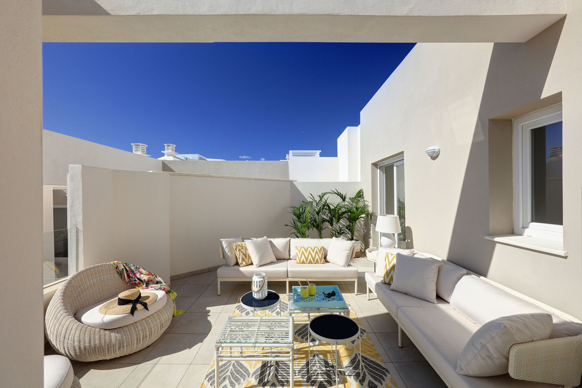 2 Bedroom Apartment for Sale in Marbella — view 10