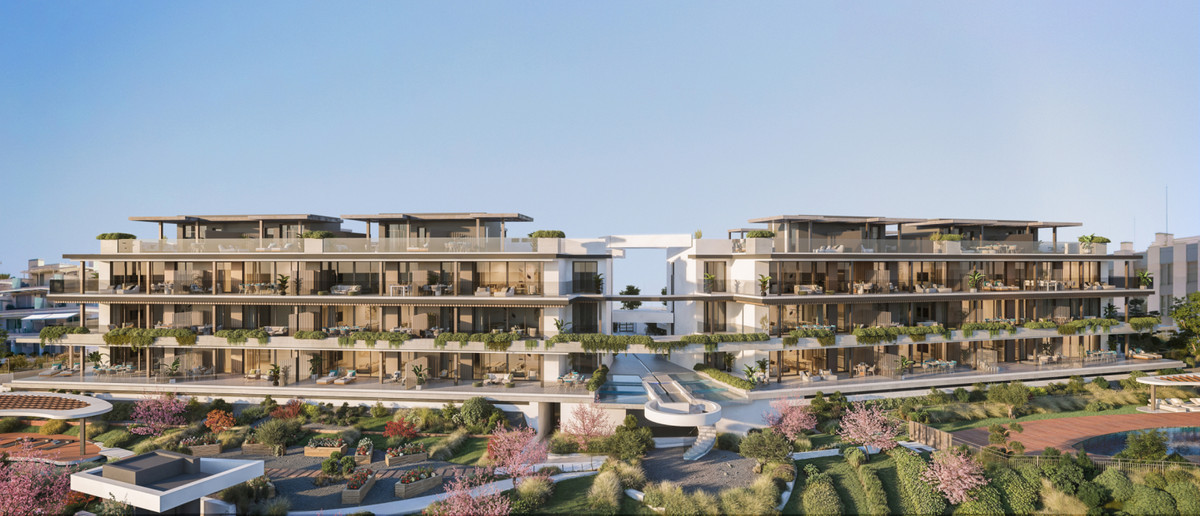 2 Bedroom Apartment for Sale in Estepona