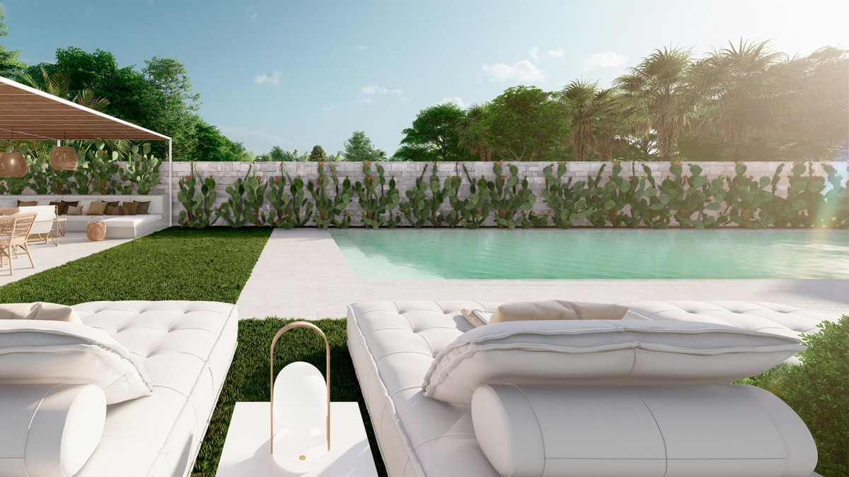 2 Bedroom Apartment for Sale in Nueva Andalucía — 2