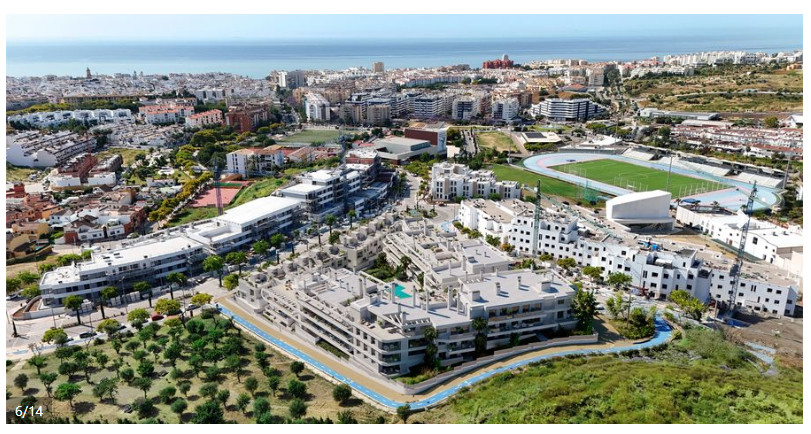 4 Bedroom Townhouse for Sale in Estepona