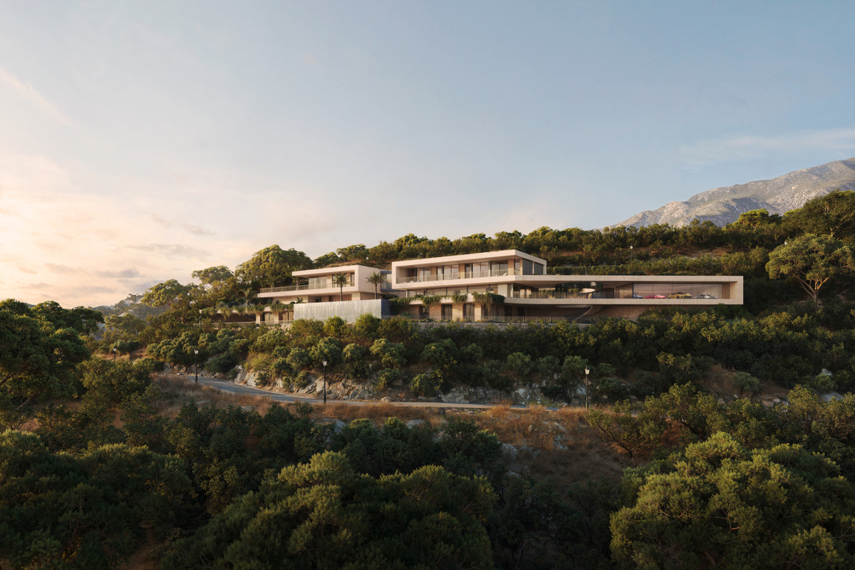 6 Bedroom Villa for Sale in Benahavís