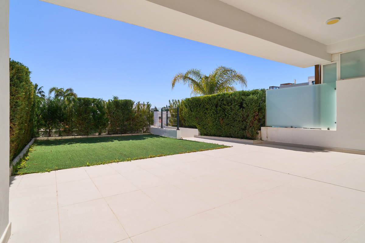 2 Bedroom Apartment for Sale in Bel Air — 5