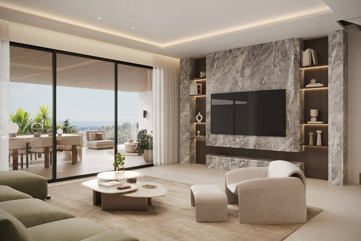 2 Bedroom Apartment for Sale in Estepona — view 2