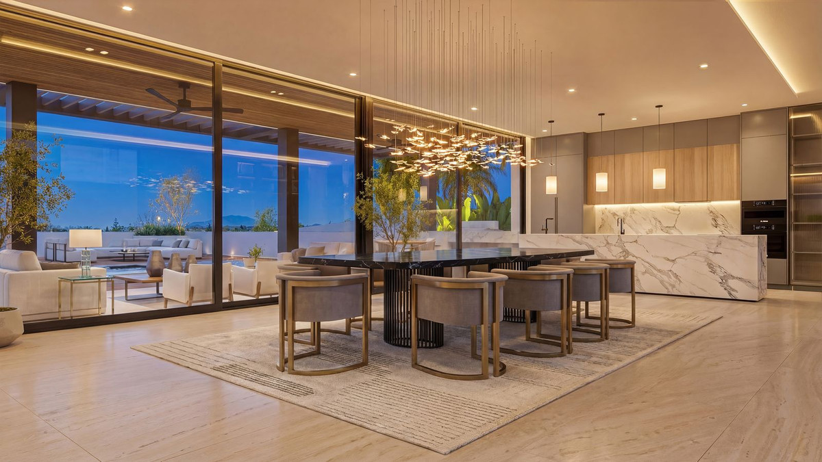 5 Bedroom Villa for Sale in New Golden Mile — 5