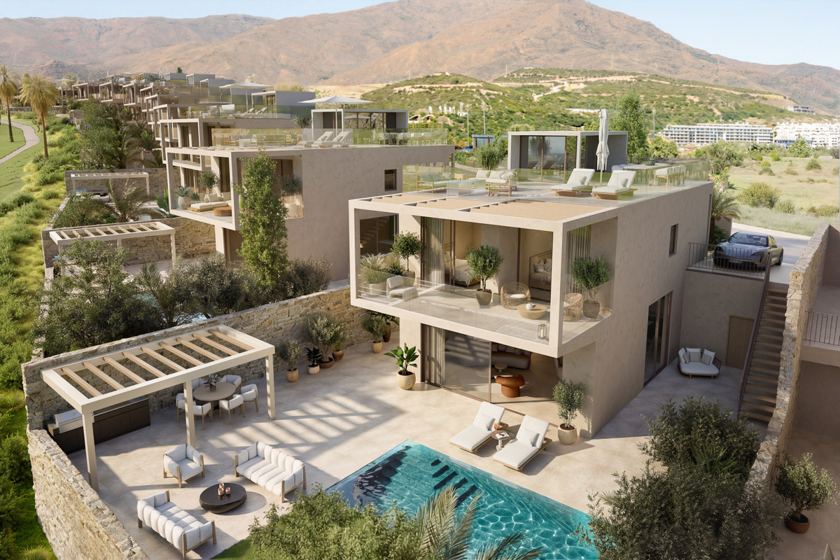 3 Bedroom Villa for Sale in Estepona
