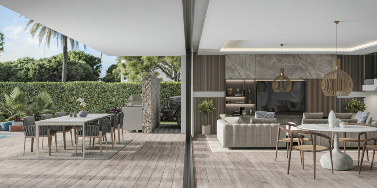 4 Bedroom Villa for Sale in Estepona — 4