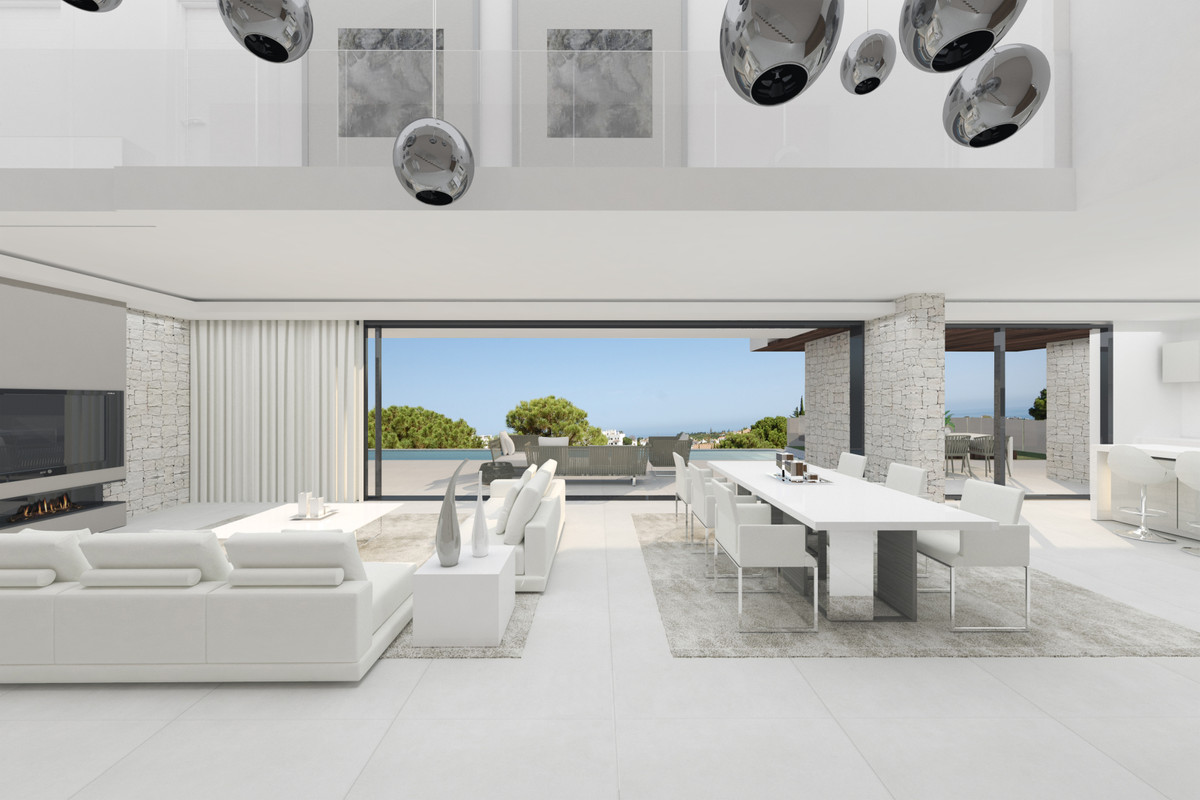 4 Bedroom Villa for Sale in Selwo — 3