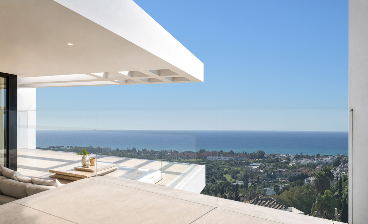 4 Bedroom Villa for Sale in Benahavís — 6