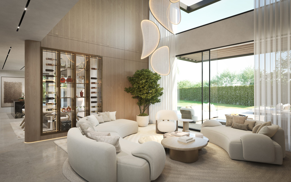 4 Bedroom Villa for Sale in Marbella — 3