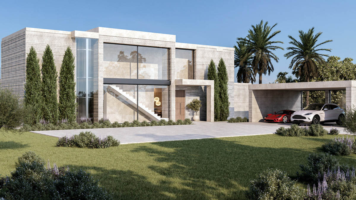 6 Bedroom Villa for Sale in Los Flamingos
