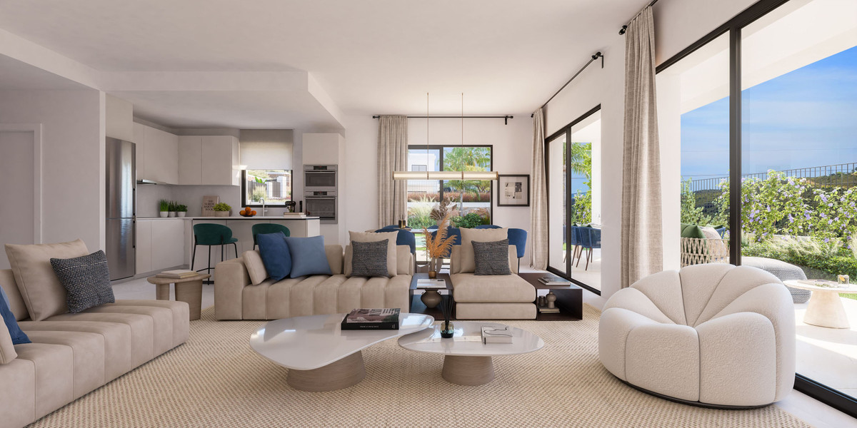 3 Bedroom Townhouse for Sale in Estepona — 2