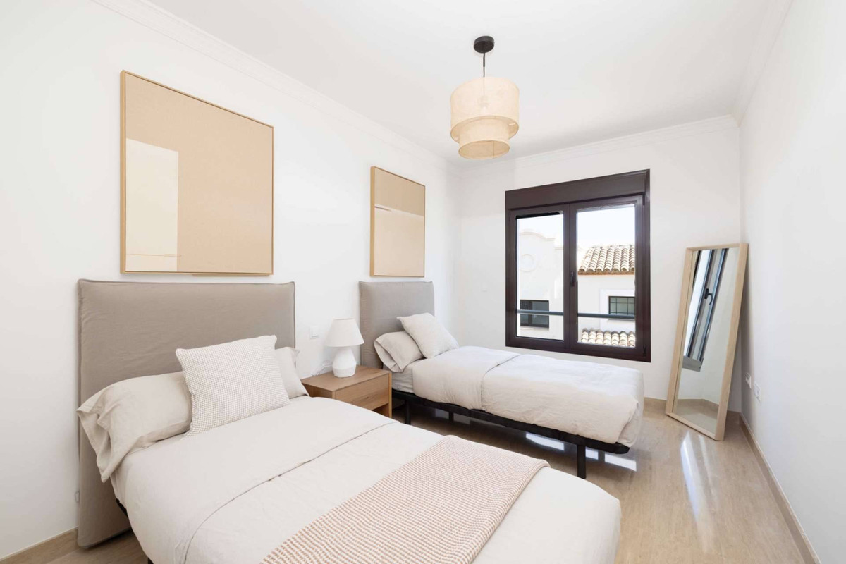 3 Bedroom Townhouse for Sale in Valle Romano — 5