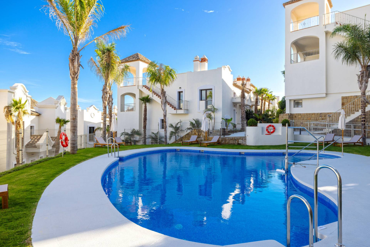 3 Bedroom Townhouse for Sale in Valle Romano — 8