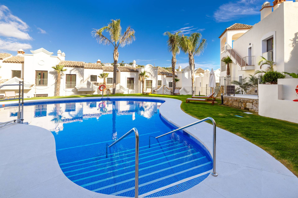 3 Bedroom Townhouse for Sale in Valle Romano — 9