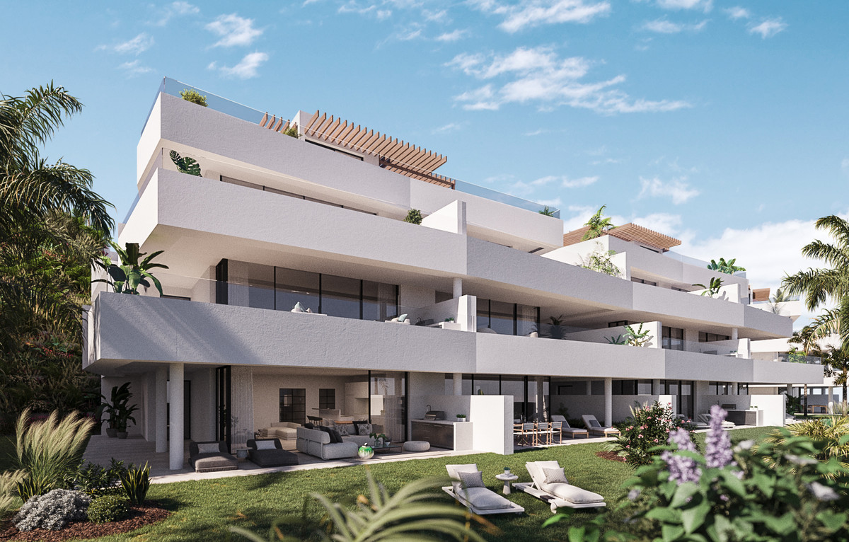 3 Bedroom Apartment for Sale in Estepona
