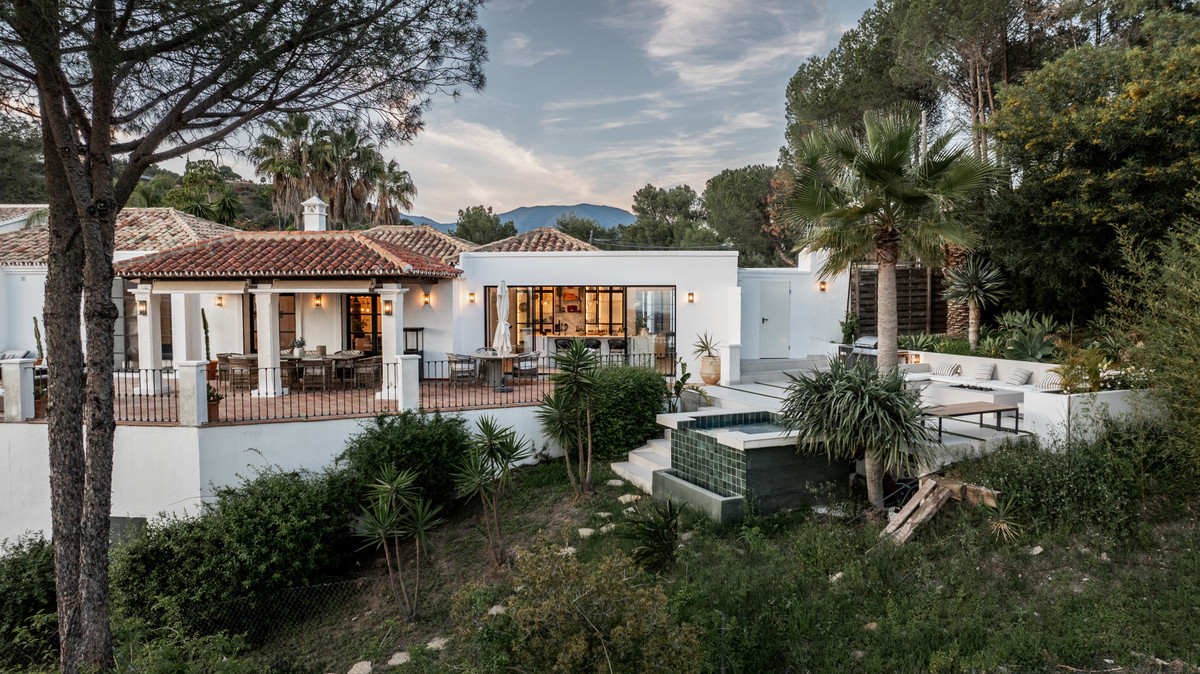 4 Bedroom Villa for Sale in El Madroñal — 3