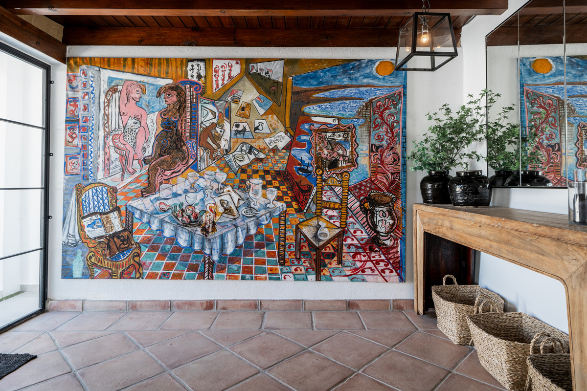 4 Bedroom Villa for Sale in El Madroñal — 4