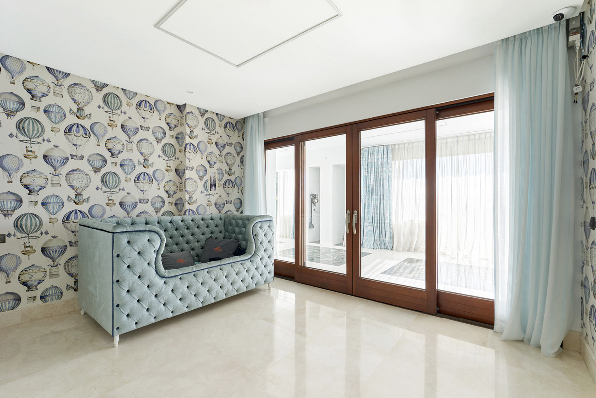 1 Bedroom Apartment for Sale in Estepona — 3