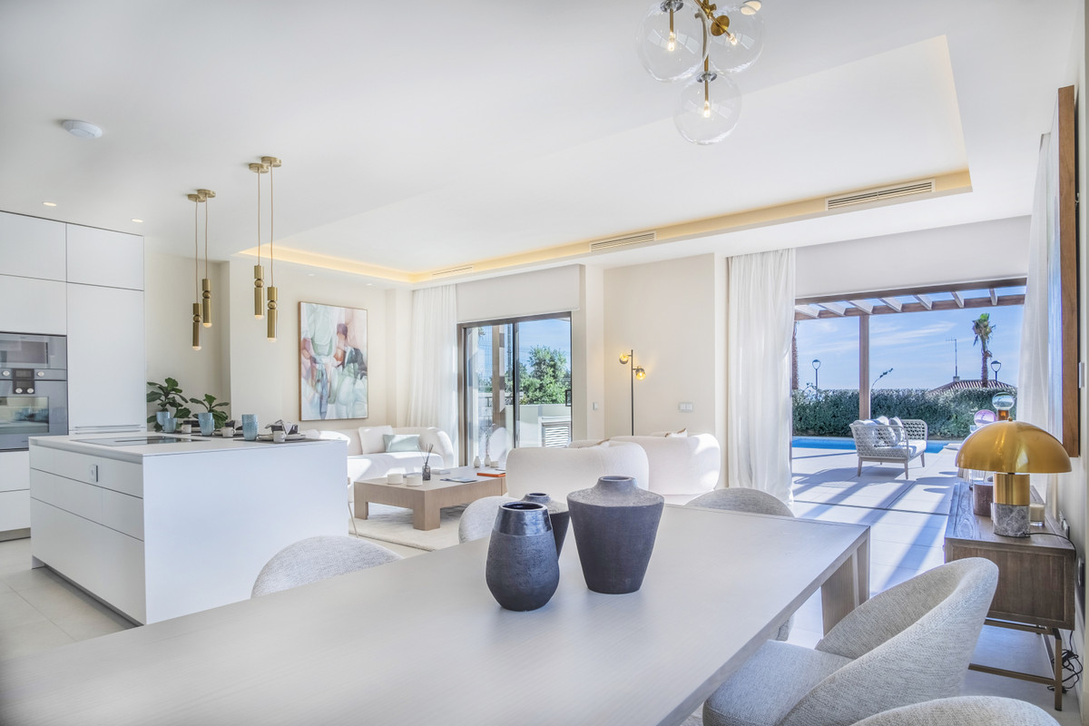 5 Bedroom Villa for Sale in New Golden Mile — 4
