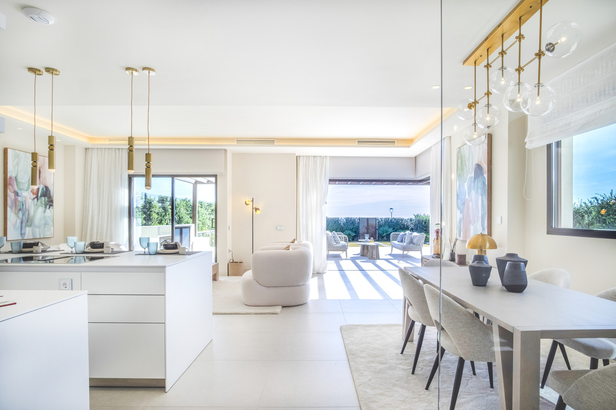 5 Bedroom Villa for Sale in New Golden Mile — 7