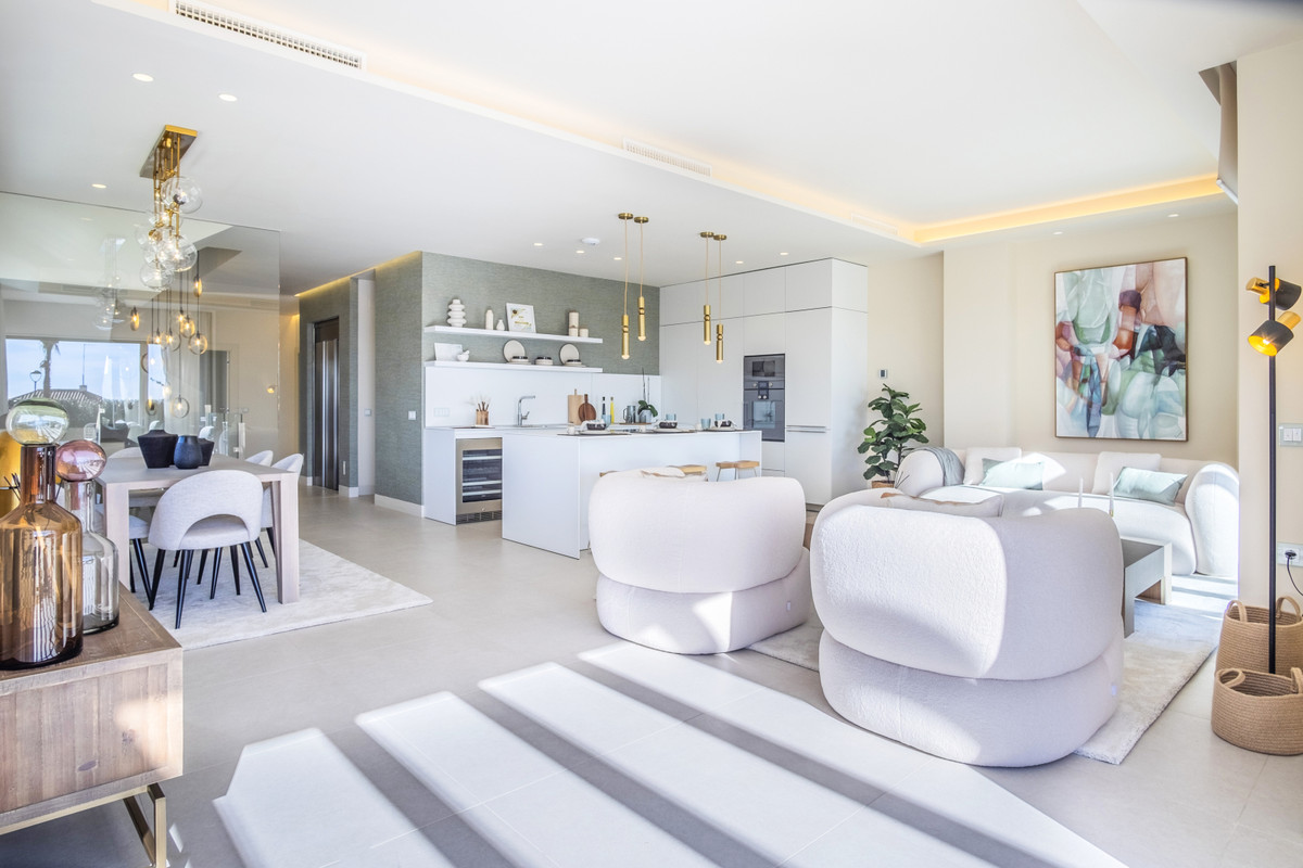 5 Bedroom Villa for Sale in New Golden Mile — 8