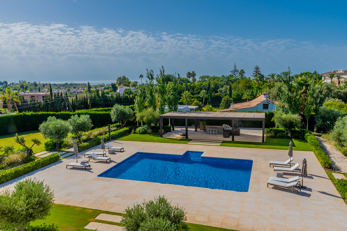 5 Bedroom Villa for Sale in Guadalmina Alta — 6