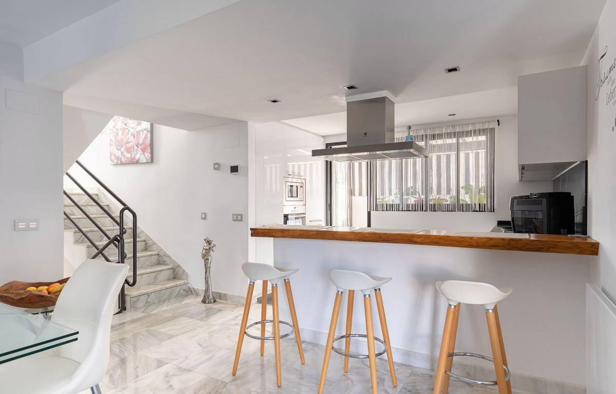 3 Bedroom Villa for Sale in Costalita — 6