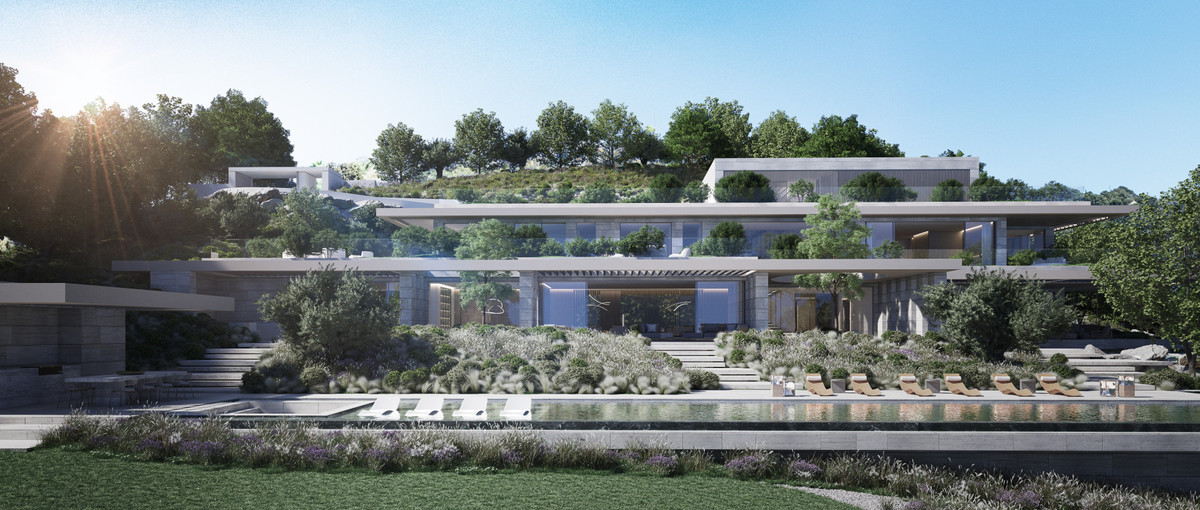 Plot for Sale in La Zagaleta — 7
