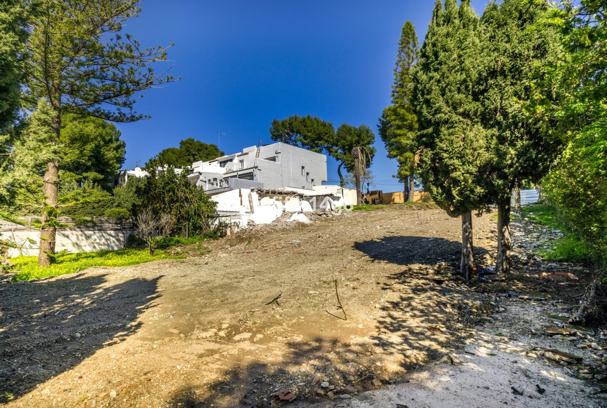 Plot for Sale in Nueva Andalucía — 4