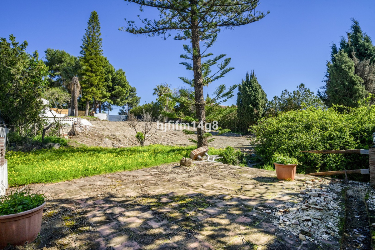 Plot for Sale in Nueva Andalucía — view 10